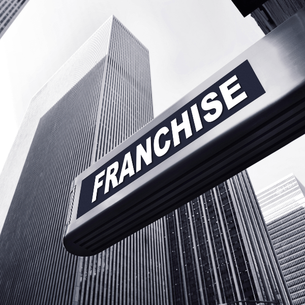 4 Benefits of Buying a Franchise